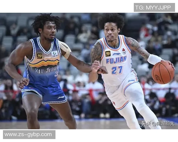 CBA赛季精彩对决回顾与战术分析 聚焦关键比赛表现与战略布置